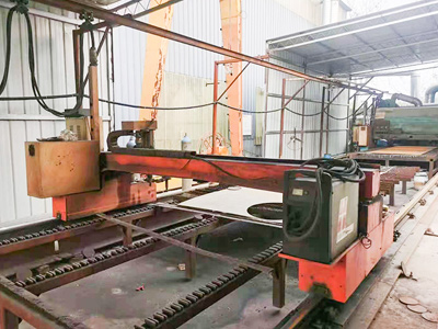 鋼構加工車間